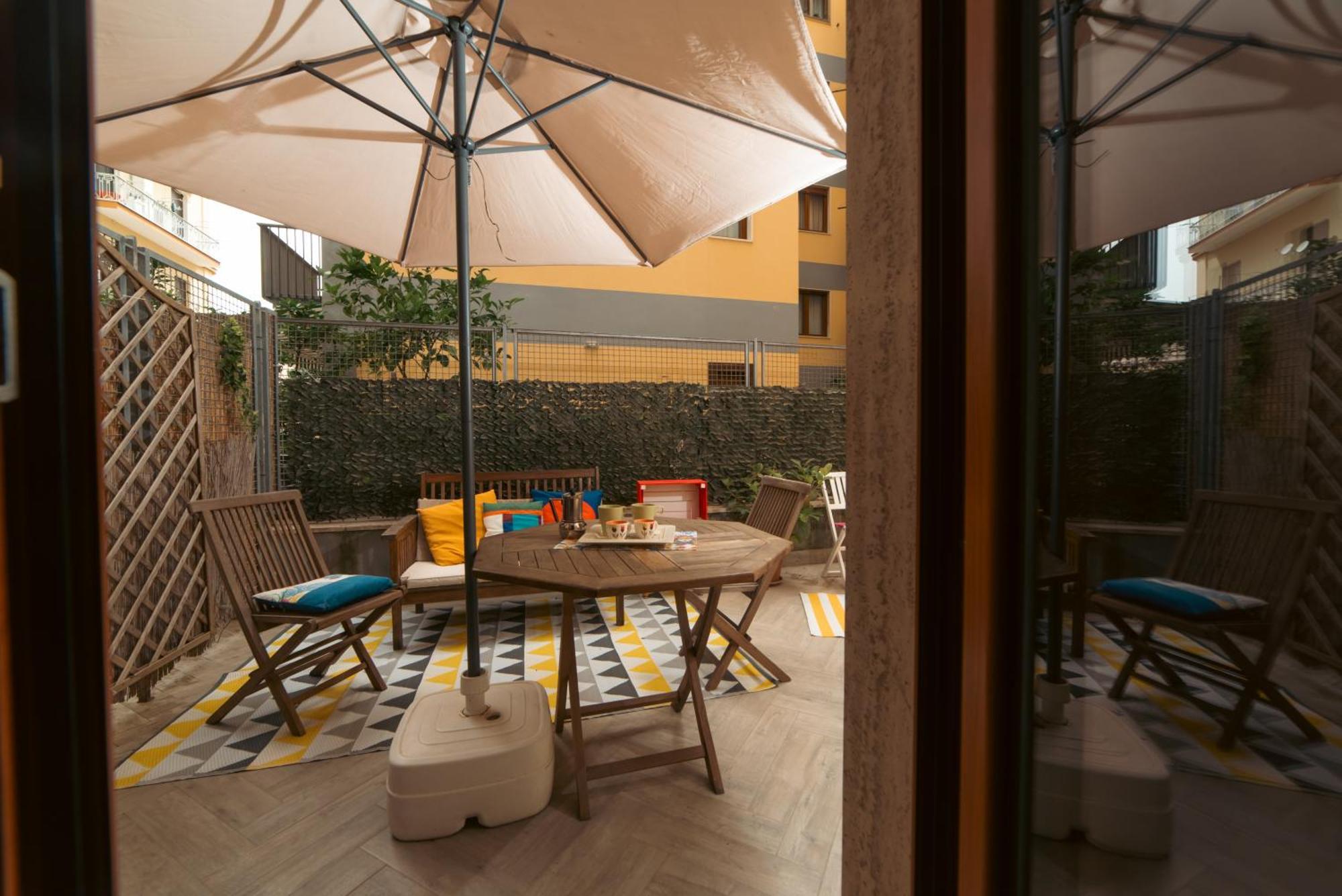 Portarotese Apartment With Terrace ซาแลร์โน ภายนอก รูปภาพ